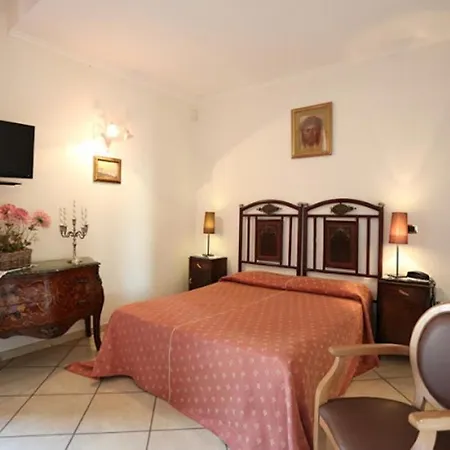 Bovio 3* Naples