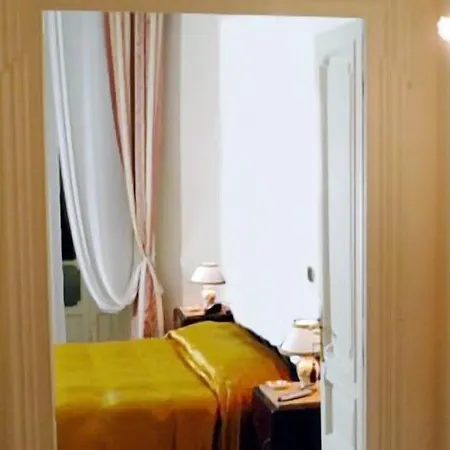 Bovio Penzion Neapol