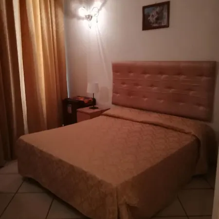 Bovio Penzion Neapol