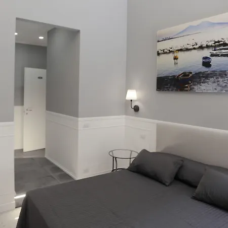 Bovio 4* نابولي