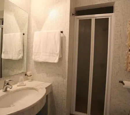 Bovio 4* نابولي